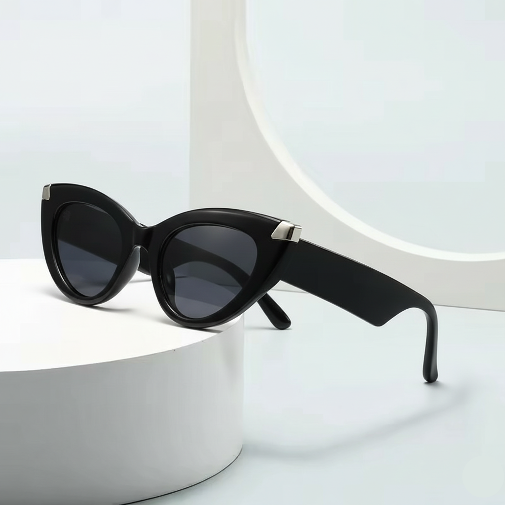 Selvien Brinelle Cat-Eye Sunnies