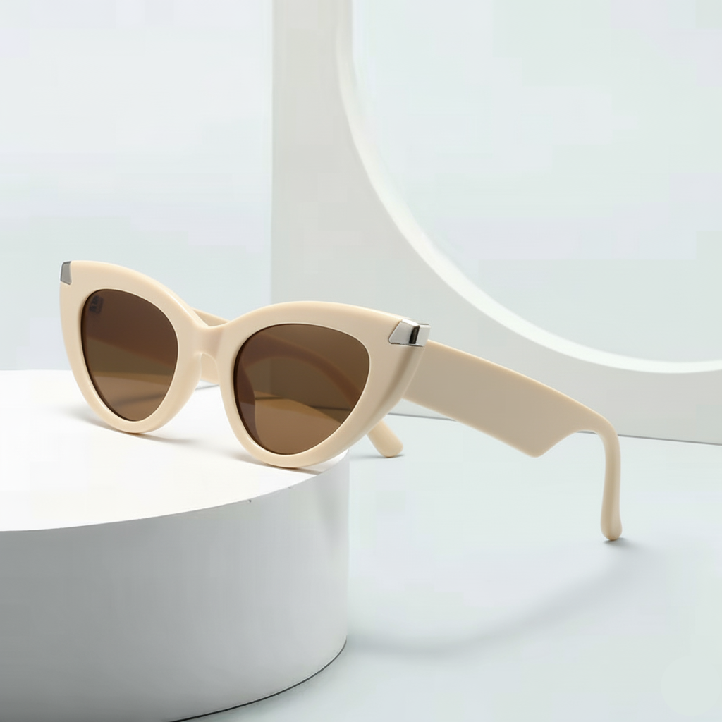 Selvien Brinelle Cat-Eye Sunnies