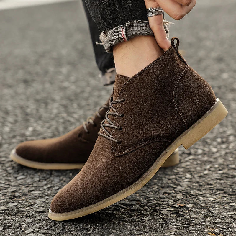 Lomelli Suede Chukka Boot