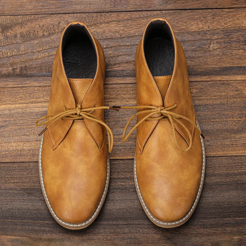 Montare Classic Desert Chukkas