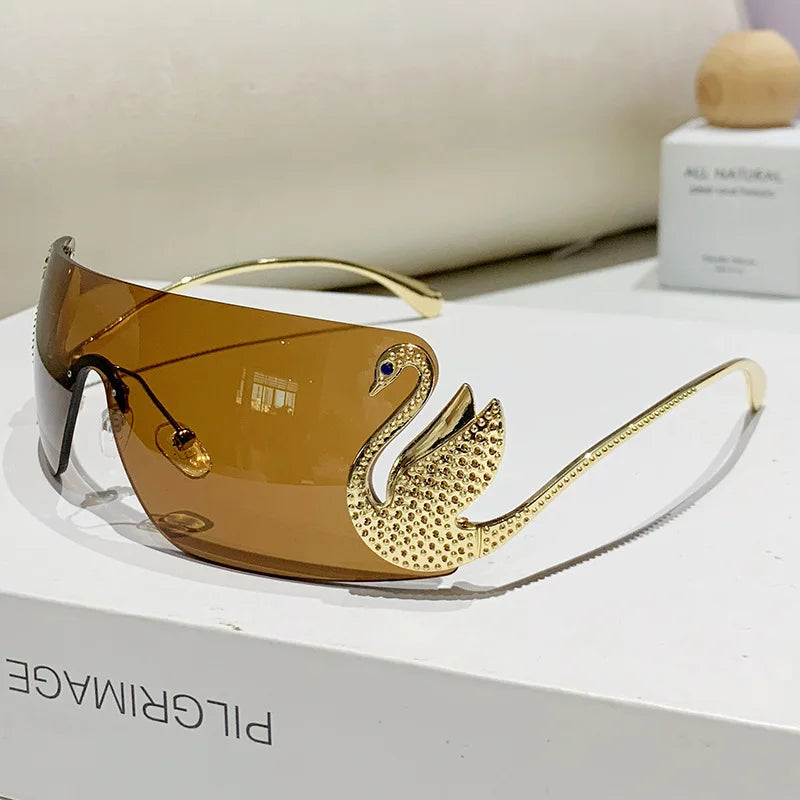 Cygna Dorée Shield Sunglasses