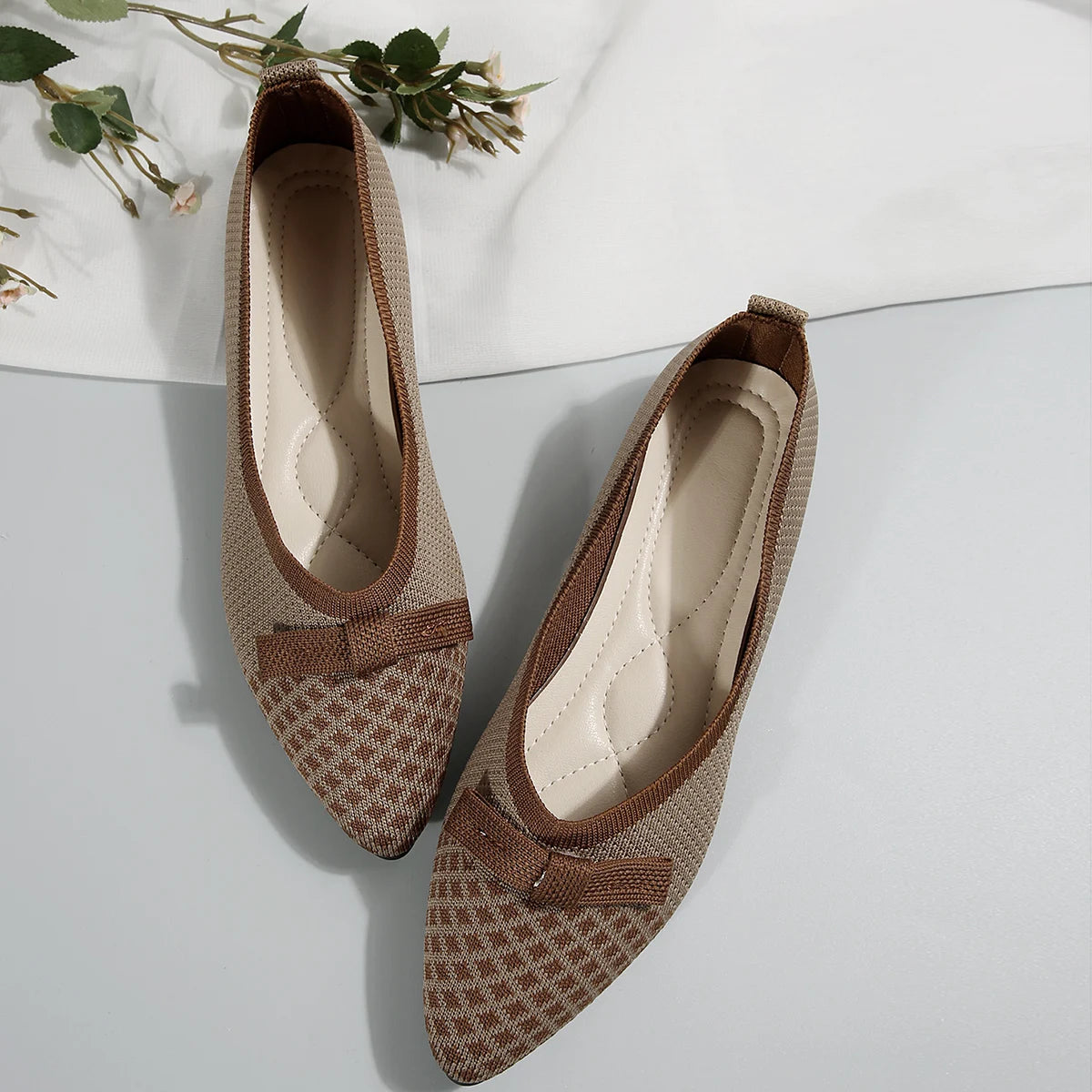 Cavelle Knit Bow Flat