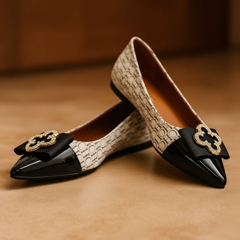 Ruby Clover Flat