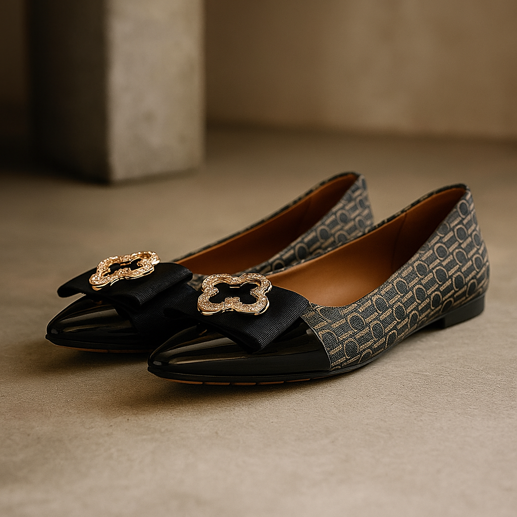 Ruby Clover Flat