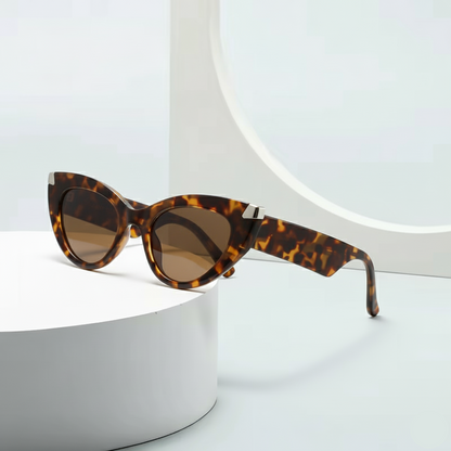 Selvien Brinelle Cat-Eye Sunnies