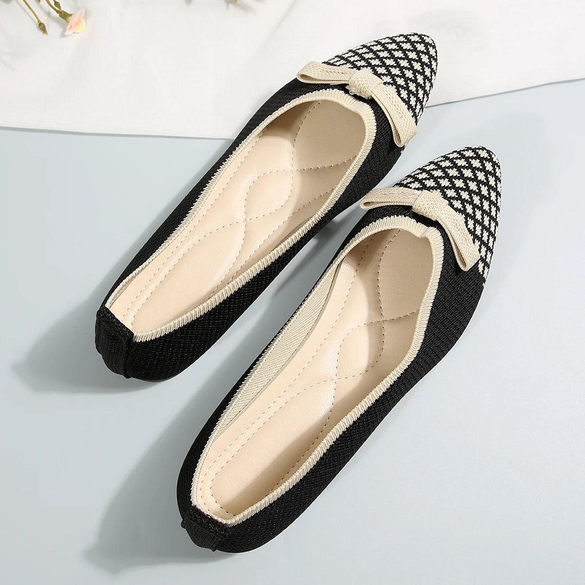 Cavelle Knit Bow Flat