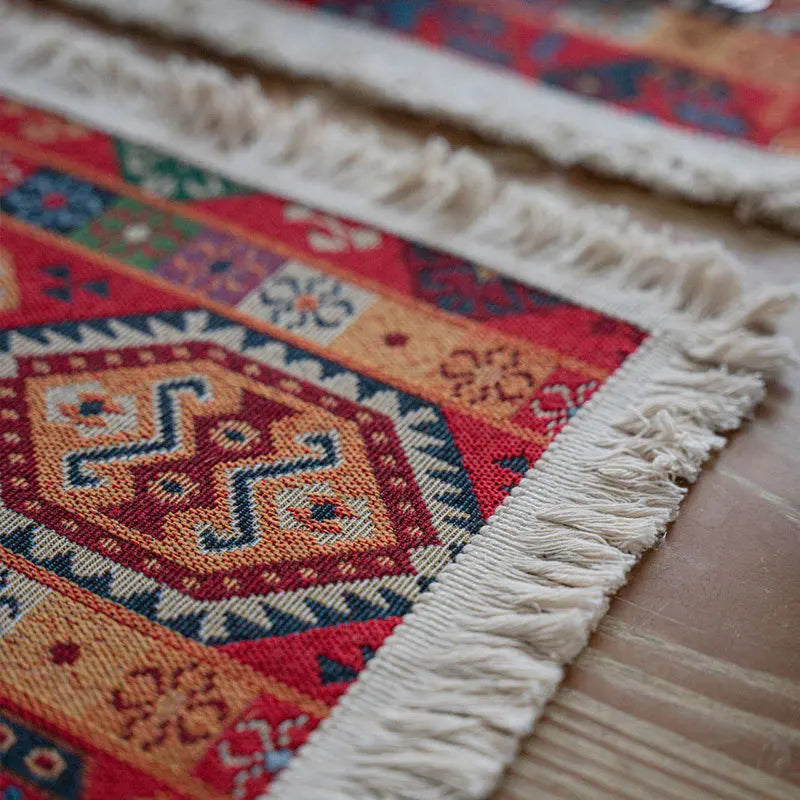Novara Vintage Table Runner
