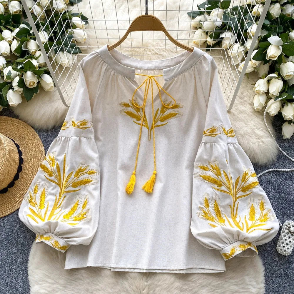 Blé Doré Embroidered Folk Blouse