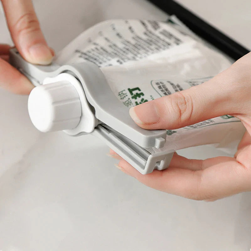 Sealing Bag Clips - Pair of Two