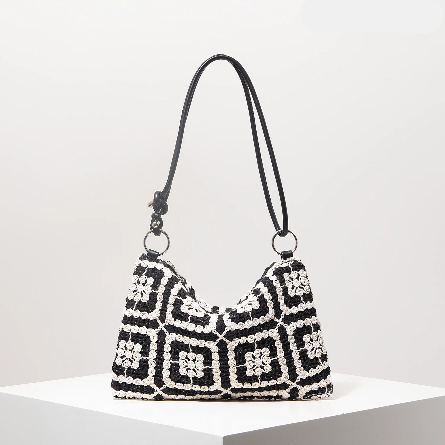 Maliaretto Crochet Shoulder Bag