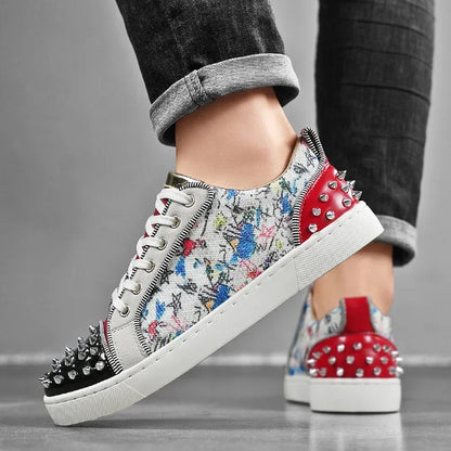 Noire Clouté Basse Sneaker