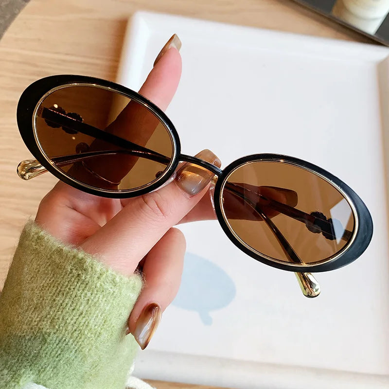 Varenna Retro Oval Sunglasses