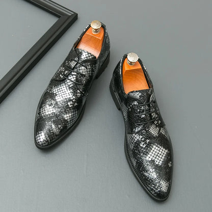 Ravetti Embossed Derby