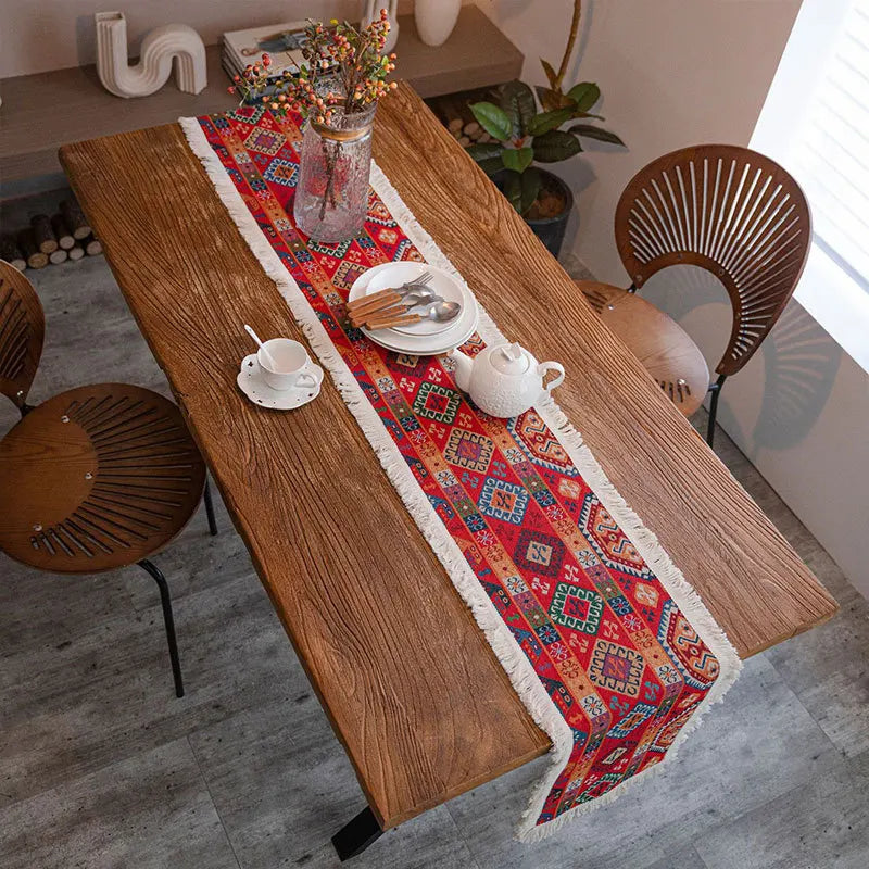 Novara Vintage Table Runner