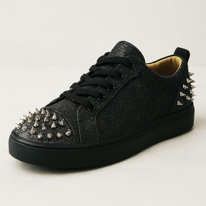 Noire Clouté Basse Sneaker