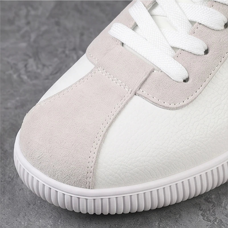 Axiom Flatform Sneaker