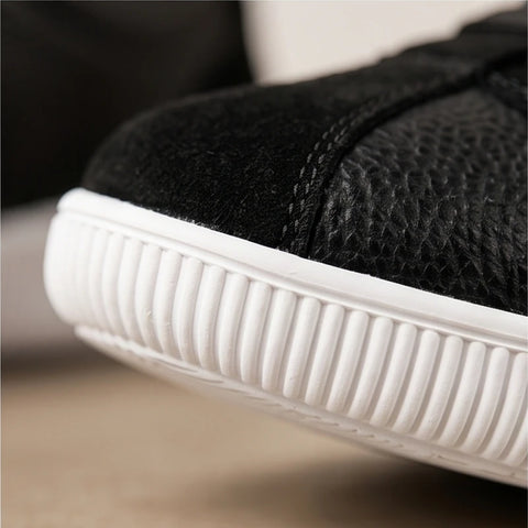Axiom Flatform Sneaker